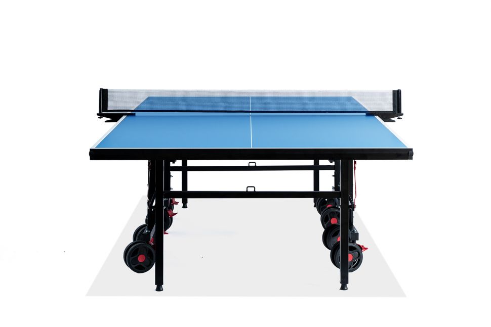 Теннисный стол складной для помещений Winner W-385 Indoor (сетка, 2 ракетки, 3 шарика)